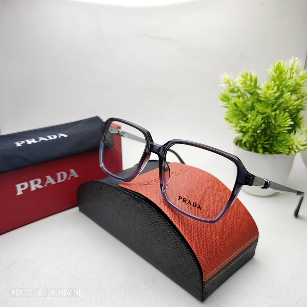 Prada 12043